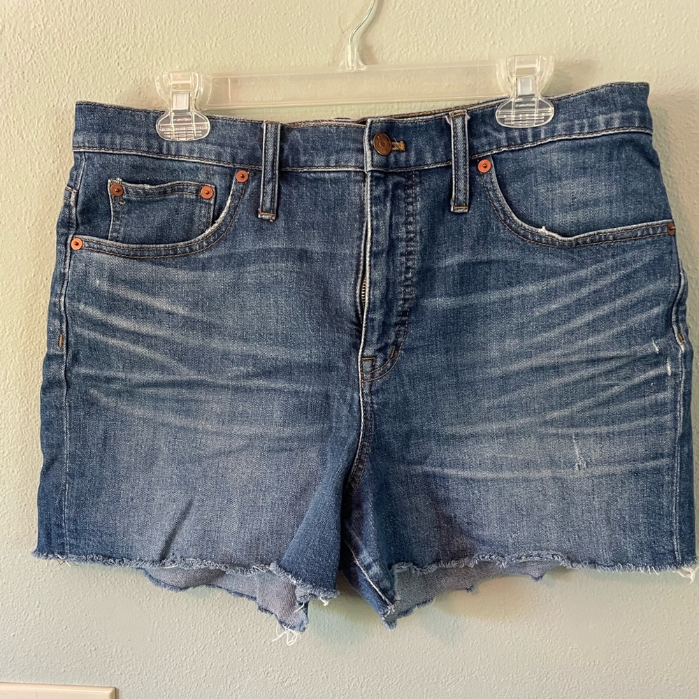 Madewell high rise denim shorts size 31